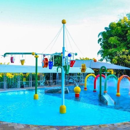 Vip Hotel กัลดัสโนวัส ภายนอก รูปภาพ